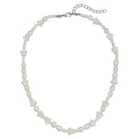 PEARL & WHITE DAISY CHOKER