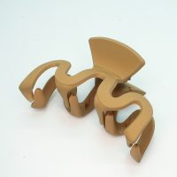 NUDE WAVY HAIR CLIP