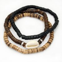 3PIECE NATURALS COCO BEAD BRACELETS SET W/ COWRIE SHELL