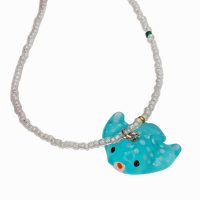 STINGRAY WHITE SEED BEAD CHOKER