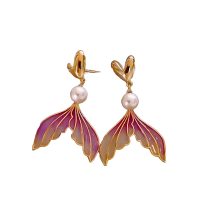 PEARL MERMAID TAIL EARRINGS