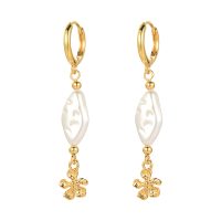 PEARL AND GOLD FLOWER EARRINGS